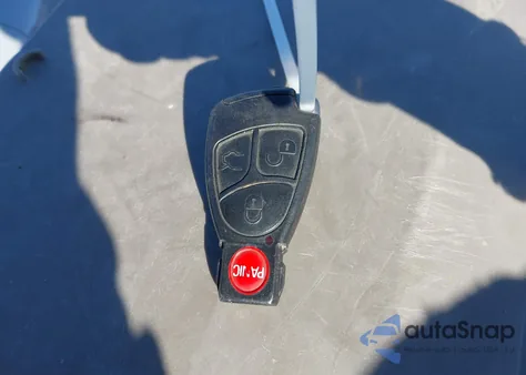 2003 Mercedes-Benz C 230 Kompressor Sport z USA, uszkodzony, nr VIN WDBRF40JX3F388747